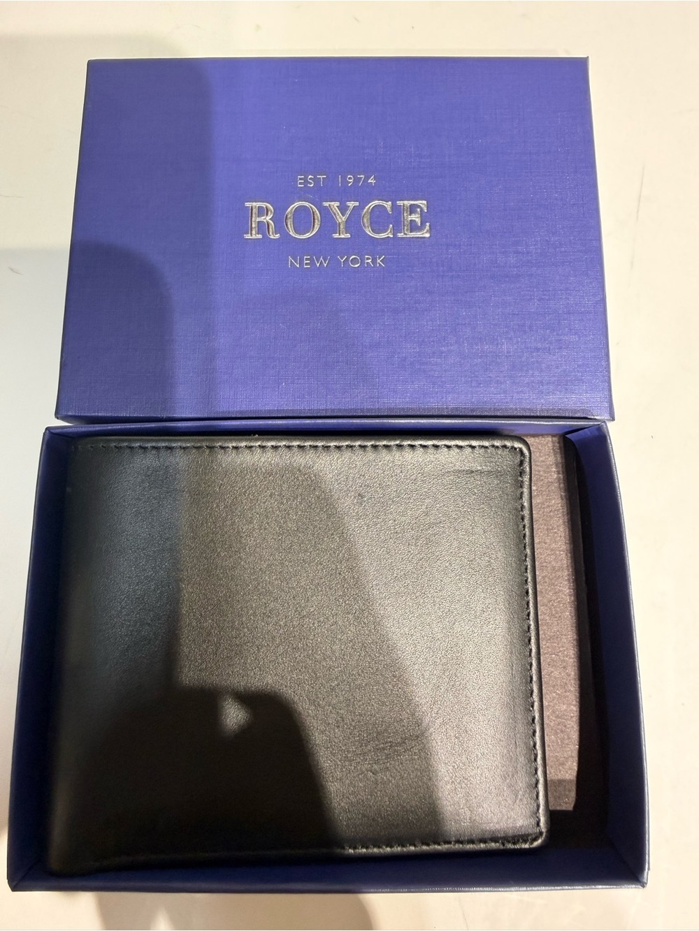 ROYCE New York Black Leather Wallet in Gift Box